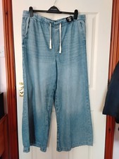 Ladies 2ide Leg Jean Style