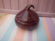 Vintage Ceramic Collectible Beetroot Retro Novelty Storage Lidded Pot Jar Dish