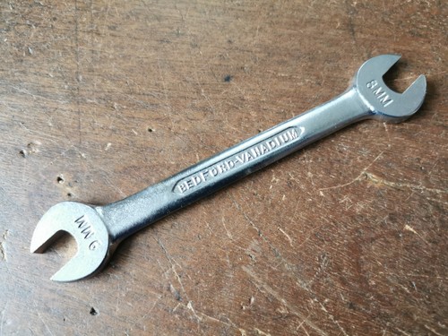 Vintage bedford metric spanner - metric,
