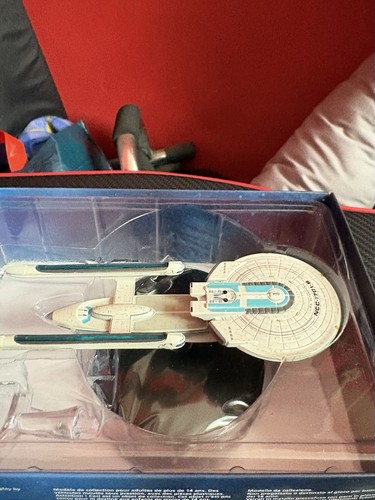 Star trek eaglemoss uss - trek,