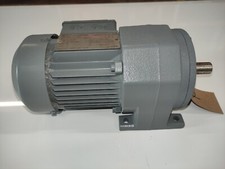 SEW MOTOR AND GEARBOX  R32
