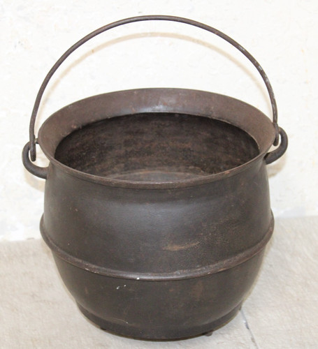 Antique unmarked 7 cast - unmarked,