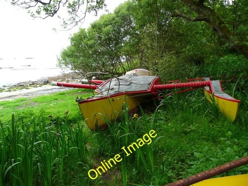 Photo 6x4 wrecked trimaran - 6x4,