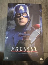 Hot Toys MMS563 Captain