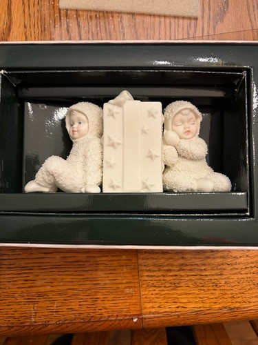 Dept snowbabies waiting - snowbabies, 'waiting