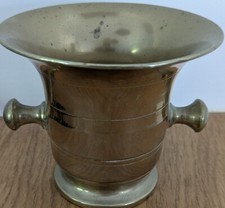 Brass mortar with handles no