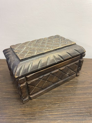 Antique dark oak - antique, detail
