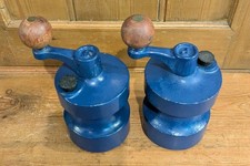 Robert Welch – Victor  Blue