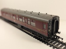 Hornby BR Mk1 Corridor