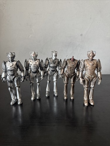 Doctor who cybermen figures - doctor,
