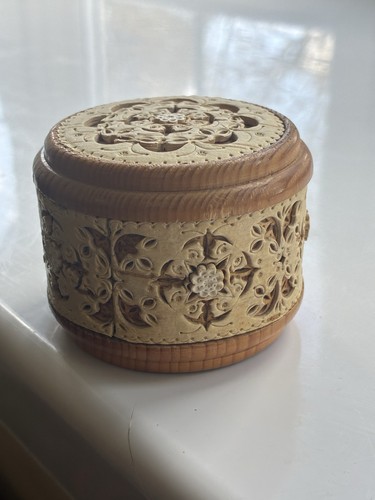 Absolutely stunning vintage - absolutely,