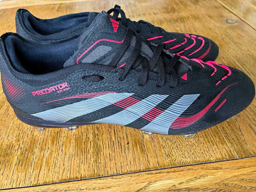 Adidas predator pro moulded - adidas,