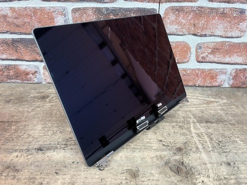 Genuine apple macbook - genuine, pro
