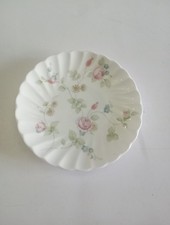 Wedgwood rosehip bone - 'rosehip', china