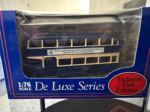 Exclusive first editions - exclusive, de