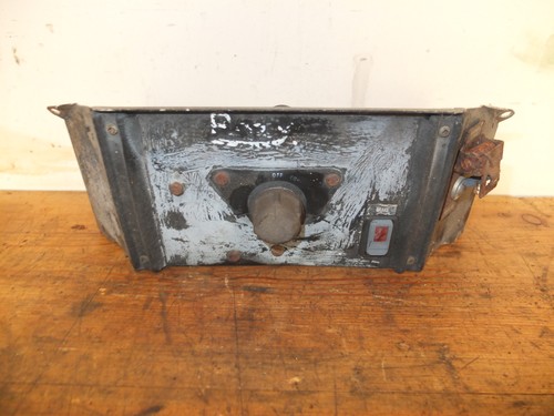 Land rover auxiliary - auxiliary, dash