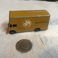 Vintage "lesney" Pickford removal van N0 4 in the rare Beales /Bealesons livery