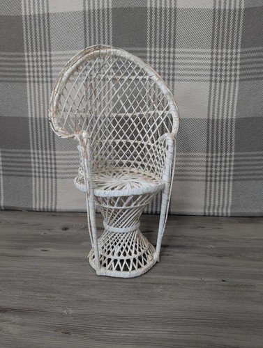 Wicker peacock chair - peacock,