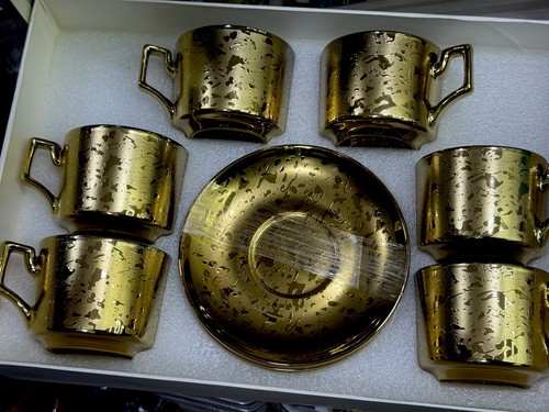Gold coloured turkish tea set - gold,