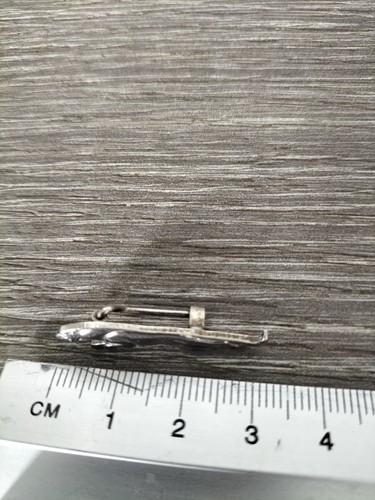 Jaguar chrome pin brooch - jaguar, pin/brooch