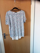Ladies Top F&F Size 20 White