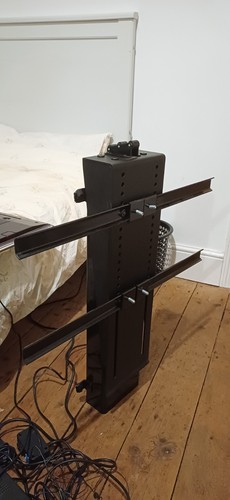 Motorised lift stand - lift,
