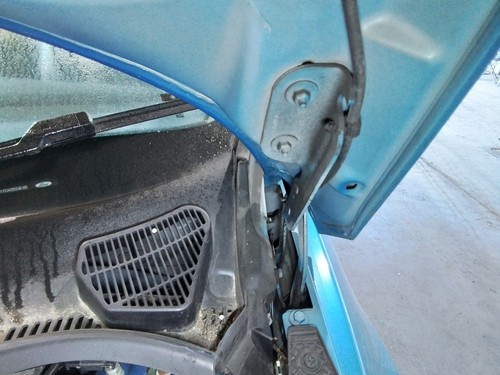 Bonnet hinge ford fiesta - hinge,