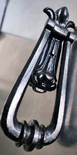 Antique victorian d748 - antique, cast