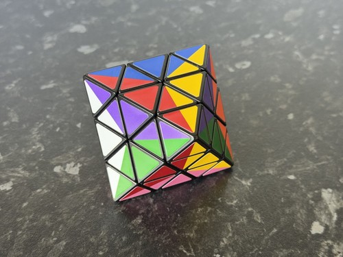Lanlan face turning octahedron - turning,