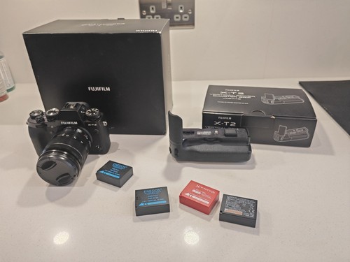 Fujifilm mirrorless - x-t2,