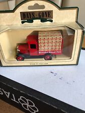 LLEDO - DAYS GONE - 1934 CHEVROLET DELIVERY VAN - BROOKE BOND TEA - BOXED