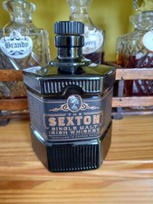 Beautiful SEXTON Single Malt GLASS Irish Whiskey Decanter/  Bottle with cork