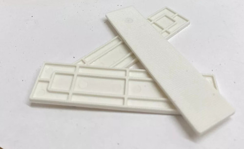 100 white 28mm plastic - 100,