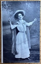 Mora Hersee signed vintage photo postcard - soprano soubrette - Rare