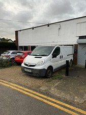VAUXHALL VIVARO RENAULT TRAFIC