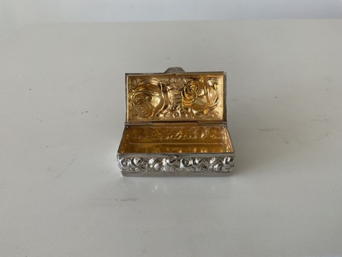 Sterling silver pill - box, with