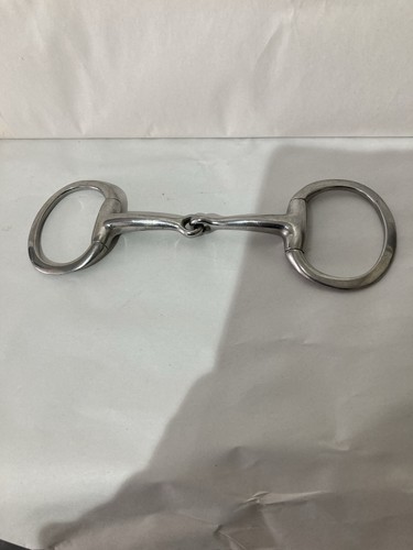 Garage find chrome - type, horse
