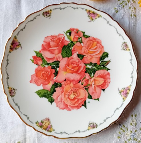 Royal albert beautiful plate - royal,