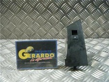 13301886 Right Front Window