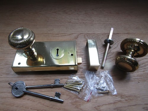 Solid brass door - door, knob