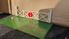 Triang Hornby Level Crossing