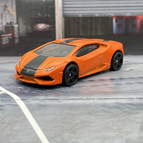 Hot wheels lamborghini huracan - hot,