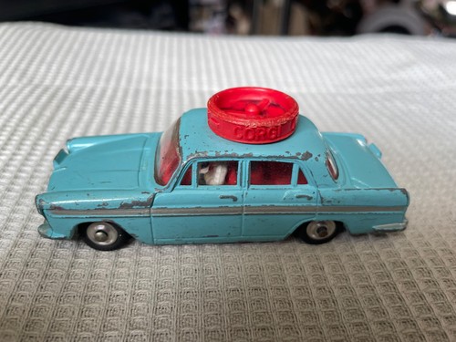 Corgi toys austin a60 - austin, school
