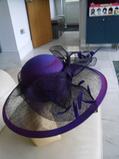 stunning ladies ASCOT