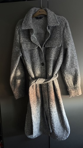 F tesco grey - &,