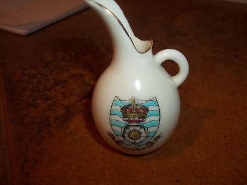 Crested ware china - ware,