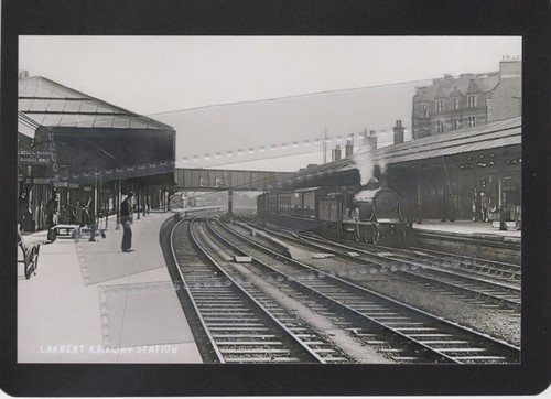 Larbert railway station - larbert,