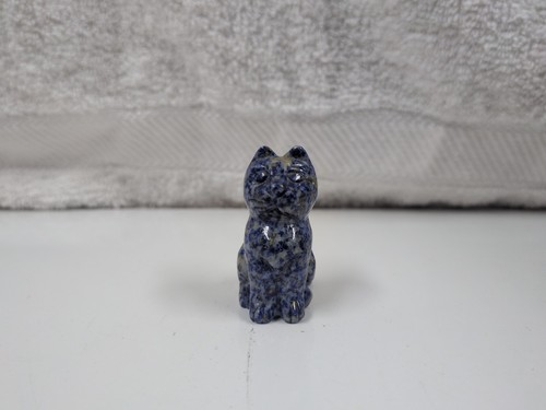 Hand carved lapis lazuli - hand,