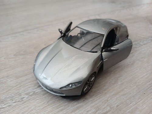 Die cast car - die-cast, silver