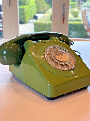 Vintage 1980s avocado green - vintage,